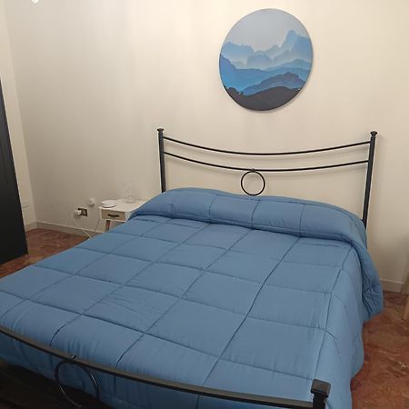 New Dawn Apartment, Appartamento Turistico, Casa Per Vacanza, Tre Camere Indipendenti 카타니아 외부 사진